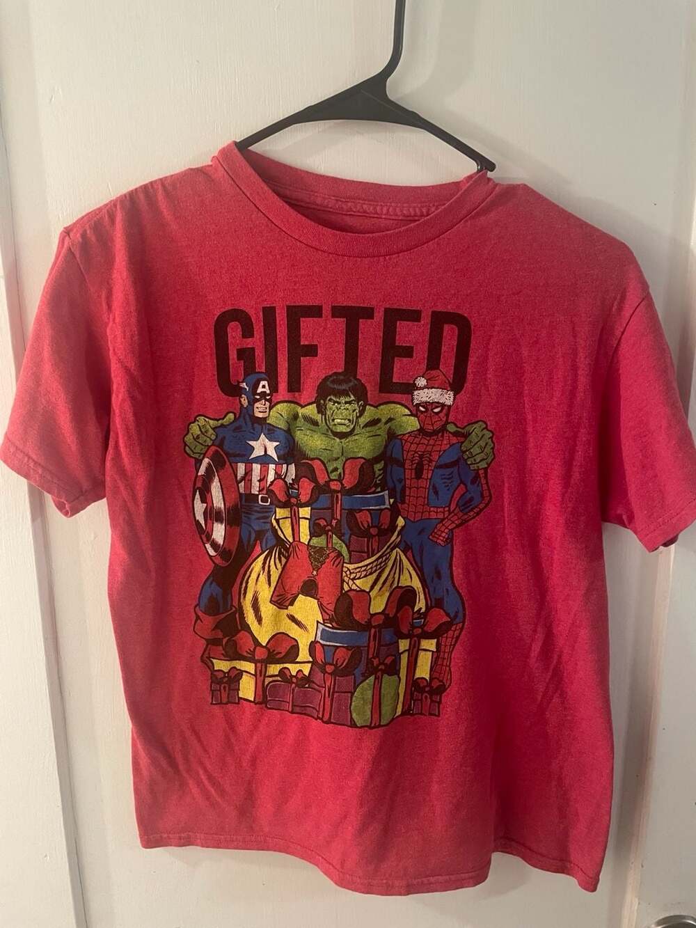 Boys size 8 Marvel Gifted Christmas Graphic T-Shirt